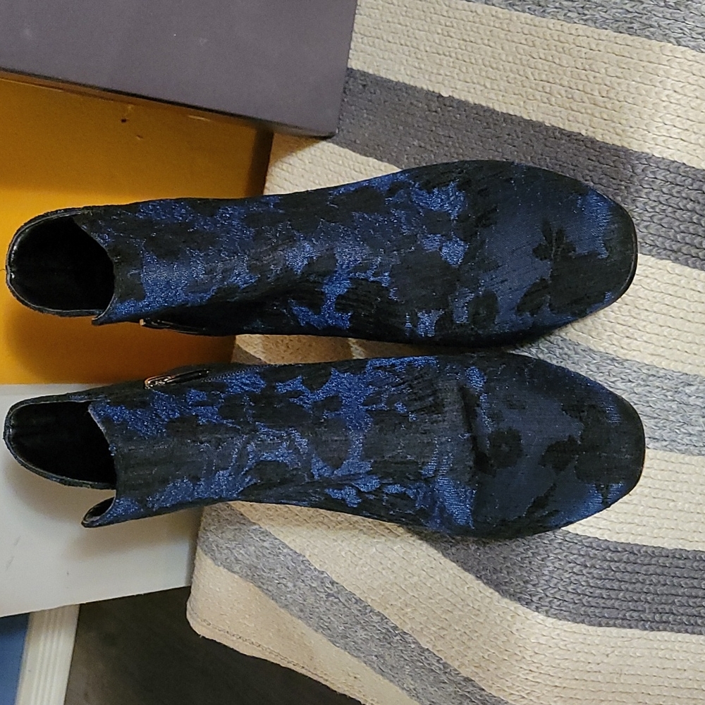 Booties - Picture 5 of 5